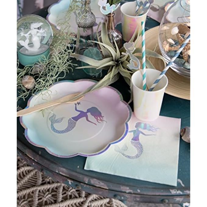 WE HEART MERMAIDS 33CM PAPER NAPKINS WITH IRIDESCENT FOIL MERMAID DETAIL FOR CHILDREN'S PARTY, UNICORN (16 PACK) - Image 5